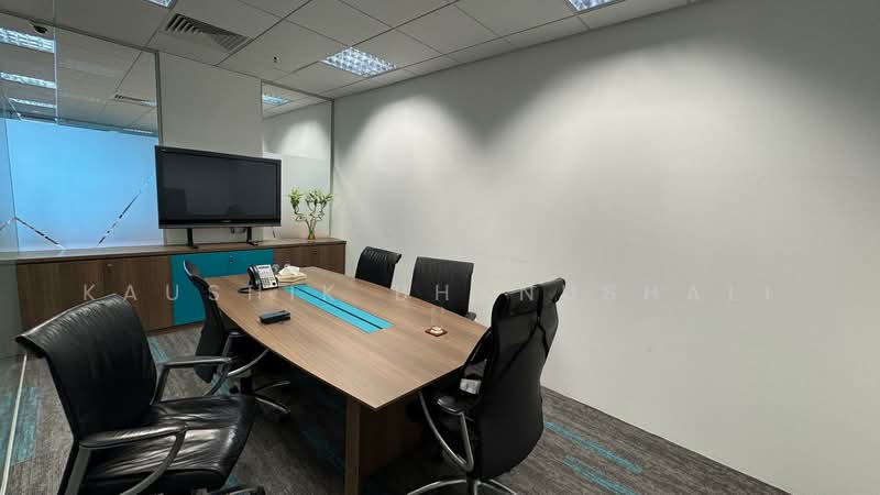 Plus, 20 Cecil Street, 1,356 sqft, Office For Sale, by Kaushik Bhanushali, 500219363 - Interior - CommercialGuru.com.sg