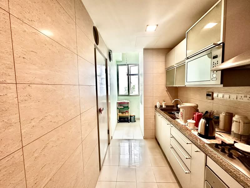 Gardenvista, 962 Dunearn Road, 2 Bedrooms, 861 sqft, Condominium For Sale, by Dean Lee, 500219364 - Kitchen - PropertyGuru.com.sg