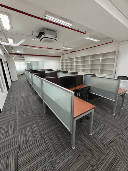 Entrepreneur Business Centre, 18 Kaki Bukit Road 3, Eunos / Geylang / Paya Lebar, 3,046 sqft, Factory / Workshop (B2) For Sale, by Tan Guan Yu, 500219370 - Interior - CommercialGuru.com.sg