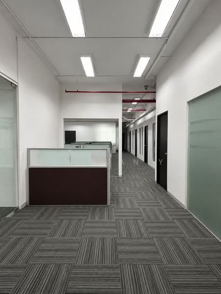 Entrepreneur Business Centre, 18 Kaki Bukit Road 3, Eunos / Geylang / Paya Lebar, 3,046 sqft, Factory / Workshop (B2) For Sale, by Tan Guan Yu, 500219370 - Corridor - CommercialGuru.com.sg
