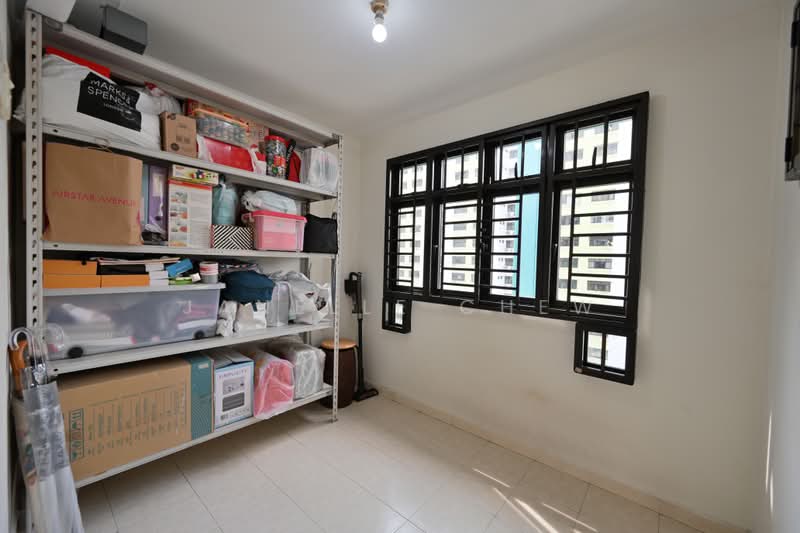 76 Lorong Limau, 76 Lorong Limau, 3 Bedrooms, 700 sqft, HDB Flat For Sale, by Janelle Chew, 500219374 - Utility (Actual) - PropertyGuru.com.sg