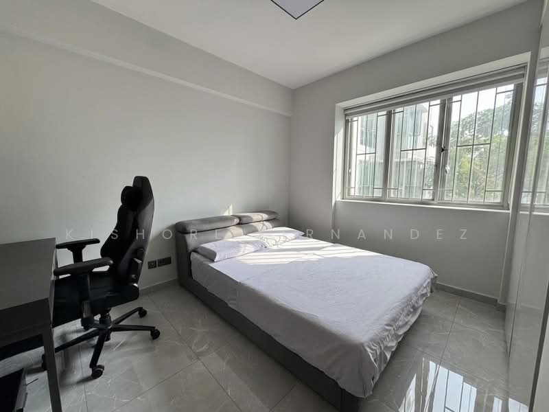 Whitewater, 31 Pasir Ris Street 72, 3 Bedrooms, 1,206 sqft, Executive Condominium For Sale, by Kishore Fernandez, 500219380 - Common Bedroom 1 - PropertyGuru.com.sg