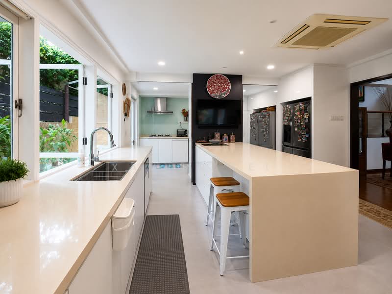 Serangoon Garden Estate, 77 Crowhurst Drive, 5 Bedrooms, 5,200 sqft, Semi-Detached House For Sale, by XAVIER TEI, 500219384 - Level 1 Kitchen - PropertyGuru.com.sg