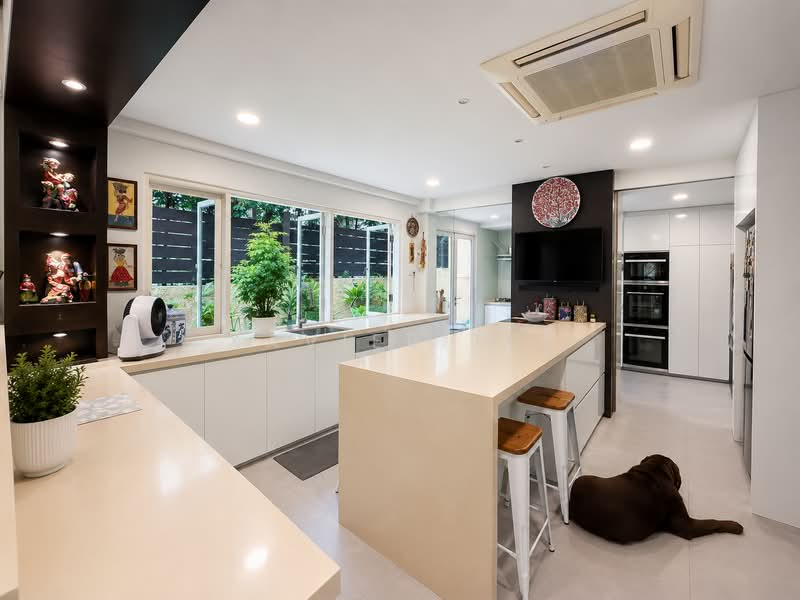 Serangoon Garden Estate, 77 Crowhurst Drive, 5 Bedrooms, 5,200 sqft, Semi-Detached House For Sale, by XAVIER TEI, 500219384 - Level 1 Kitchen - PropertyGuru.com.sg