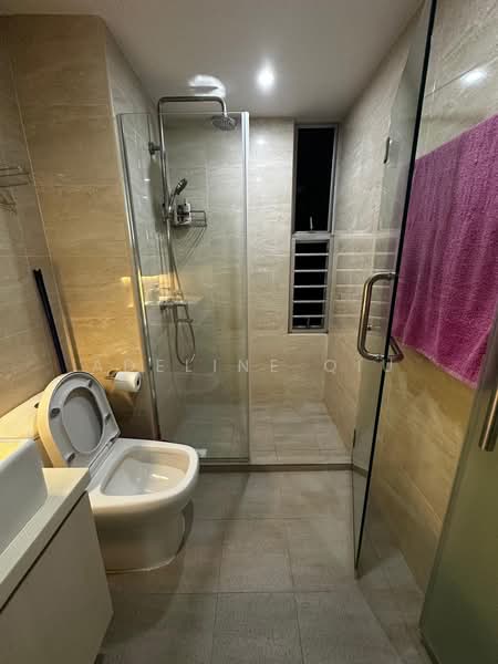 Pandan valley, , Room Rental, 100 sqft, Condominium For Rent, by Adeline Qiu, 500219386 - Bathroom - PropertyGuru.com.sg