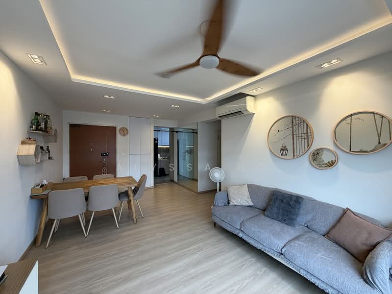 222A Bedok North Drive, 222A Bedok North Drive, 3 Bedrooms, 1,001 sqft, HDB Flat For Sale, by Alyssa Ng, 500219389 - Living Room - PropertyGuru.com.sg