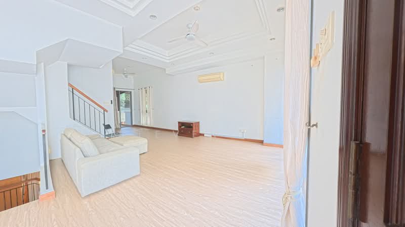 D'Manor, Tanah Merah Kechil Avenue, 4 Bedrooms, 2,850 sqft, Terraced House For Rent, by Lo Steven Agent, 500219391 - Living Room - PropertyGuru.com.sg