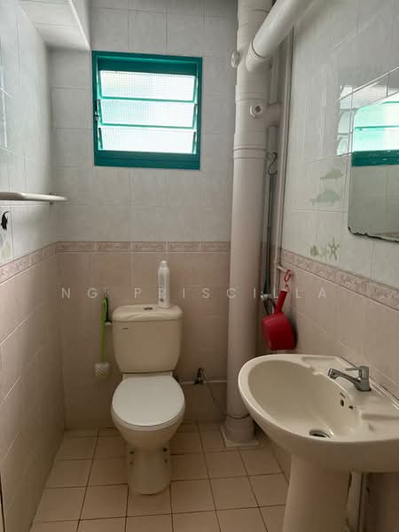 351D Canberra Road, 351D Canberra Road, Room Rental, 110 sqft, HDB Flat For Rent, by Ng Priscilla, 500219400 - Bathroom - PropertyGuru.com.sg