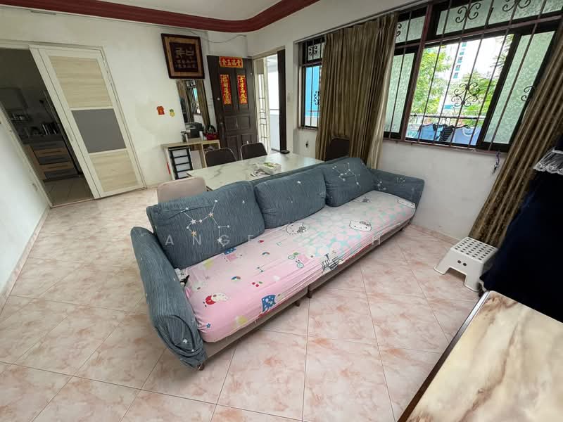 304A Anchorvale Link, 304A Anchorvale Link, 3 Bedrooms, 969 sqft, HDB Flat For Sale, by Angela Oh, 500219403 - Living Room - PropertyGuru.com.sg