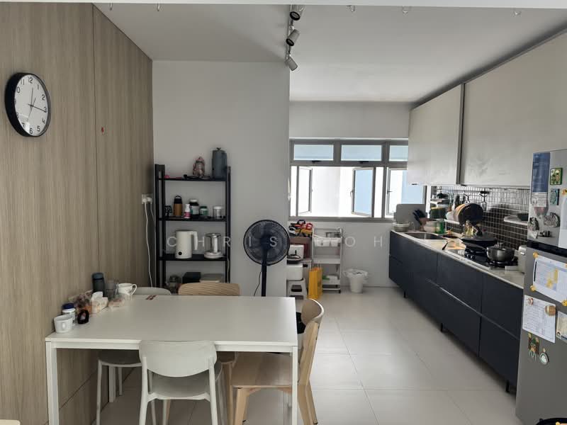 48 Strathmore Avenue, 48 Strathmore Avenue, 3 Bedrooms, 969 sqft, HDB Flat For Sale, by Chris Goh, 500219405 - Kitchen - PropertyGuru.com.sg