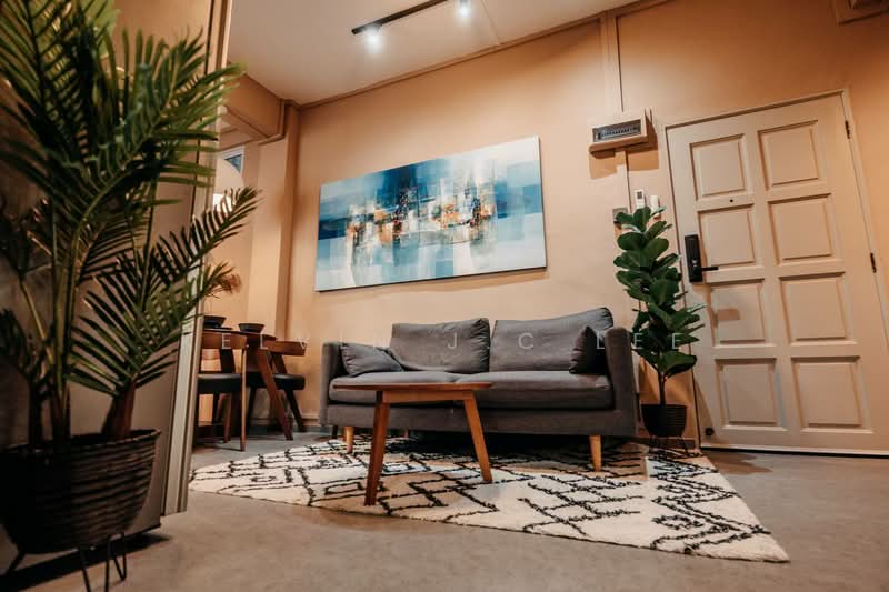 Eng Aun Mansion, 314 - 314C Thomson Road, Room Rental, 100 sqft, Walk-up Apartment For Rent, by Kelvin J.C Lee, 500219407 - Living Room - PropertyGuru.com.sg