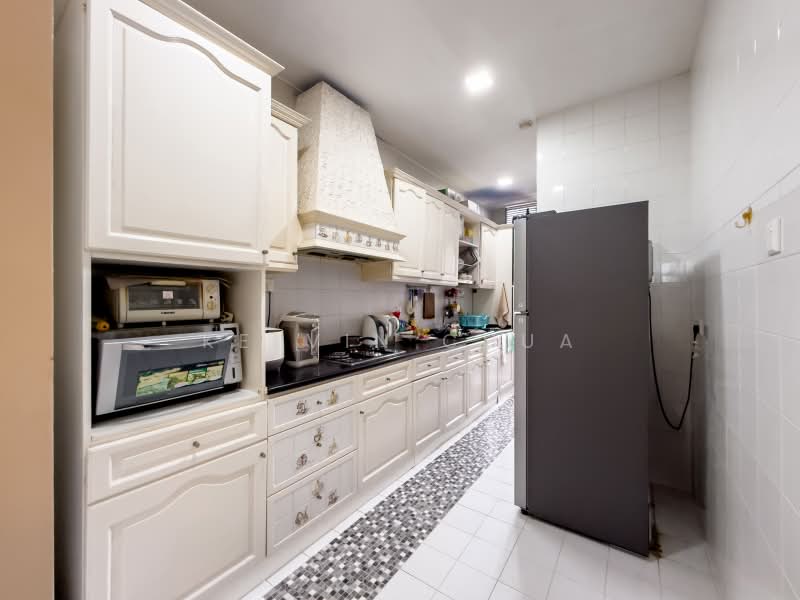 The Summit, 459 Upper East Coast Road, 3 Bedrooms, 1,249 sqft, Condominium For Sale, by Kelvin Chua, 500219408 - Kitchen - PropertyGuru.com.sg