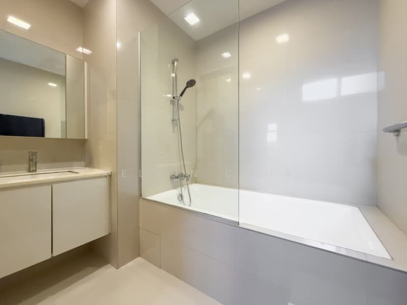 The Summit, 459 Upper East Coast Road, 3 Bedrooms, 1,249 sqft, Condominium For Sale, by Kelvin Chua, 500219408 - Bathroom - PropertyGuru.com.sg