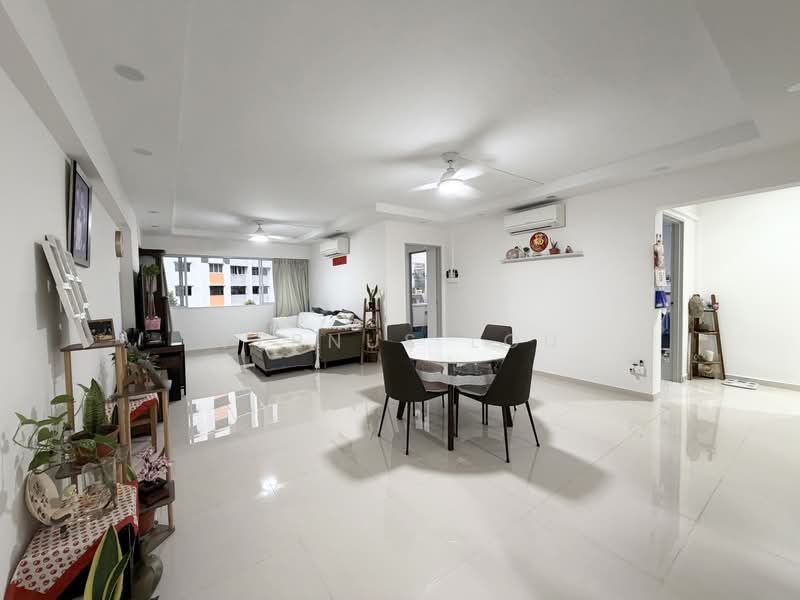 772 Bedok Reservoir View, 772 Bedok Reservoir View, 3 Bedrooms, 1,238 sqft, HDB Flat For Sale, by Vernus Lou, 500219411 - Living Room - PropertyGuru.com.sg