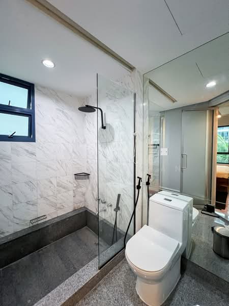 Water Place, 179 Tanjong Rhu Road, 3 Bedrooms, 1,216 sqft, Condominium For Sale, by Phyllis Tan, 500219414 - Master Bathroom - PropertyGuru.com.sg