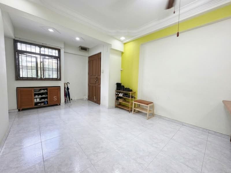 349 Corporation Drive, 349 Corporation Drive, 3 Bedrooms, 1,292 sqft, HDB Flat For Sale, by Shirley Chua, 500219443 - Living Room - PropertyGuru.com.sg