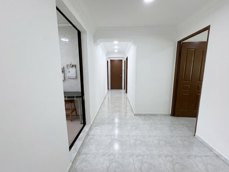 349 Corporation Drive, 349 Corporation Drive, 3 Bedrooms, 1,292 sqft, HDB Flat For Sale, by Shirley Chua, 500219443 - Corridor - PropertyGuru.com.sg