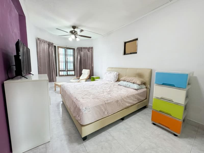349 Corporation Drive, 349 Corporation Drive, 3 Bedrooms, 1,292 sqft, HDB Flat For Sale, by Shirley Chua, 500219443 - Bedroom - PropertyGuru.com.sg