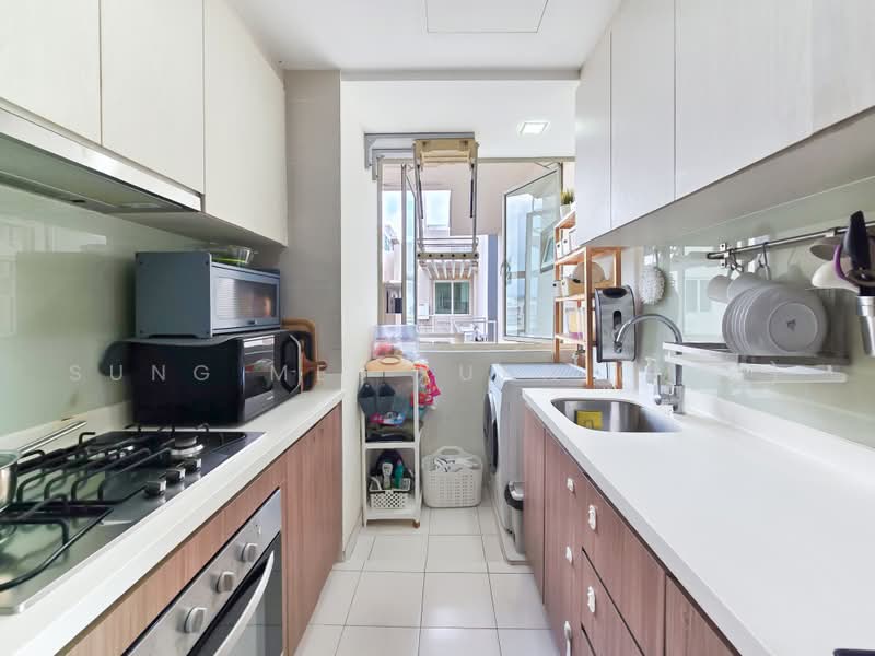 Watercolours, 25 Pasir Ris Link, 3 Bedrooms, 1,141 sqft, Executive Condominium For Sale, by Sung Mei Xuan (MEI), 500219450 - Kitchen - PropertyGuru.com.sg