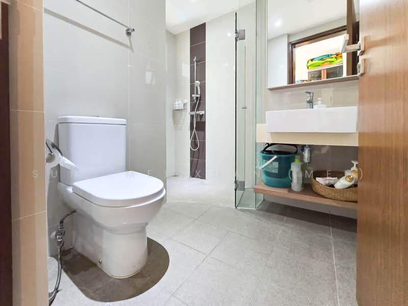 Watercolours, 25 Pasir Ris Link, 3 Bedrooms, 1,141 sqft, Executive Condominium For Sale, by Sung Mei Xuan (MEI), 500219450 - Studio Bathroom - PropertyGuru.com.sg