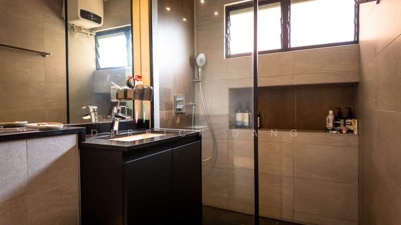 856C Tampines Street 82, 856C Tampines Street 82, 4 Bedrooms, 1,625 sqft, HDB Flat For Sale, by Derrick Dang, 500219456 - Bathroom - PropertyGuru.com.sg