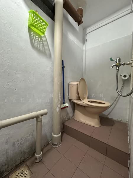 7 Telok Blangah Crescent, 7 Telok Blangah Crescent, Studio, 334 sqft, HDB Flat For Sale, by Seenuvasan Balamurugan (Bala), 500219463 - Bathroom - PropertyGuru.com.sg