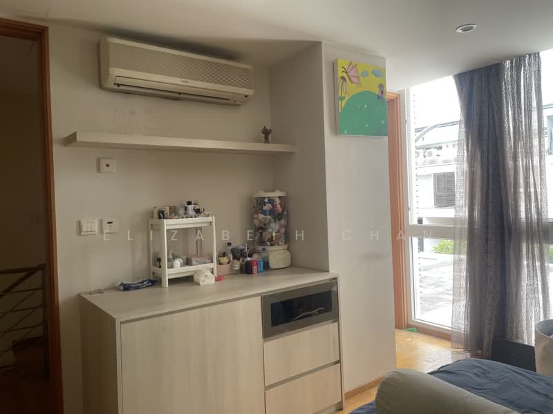 Chempaka Avenue, Chempaka avenue, Room Rental, 125 sqft, Terraced House For Rent, by Elizabeth Chan, 500219468 - Interior - PropertyGuru.com.sg
