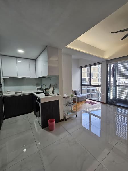 Watertown, 73 Punggol Central, 2 Bedrooms, 570 sqft, Condominium For Sale, by MICHELLE LIM, 500219472 - Kitchen - PropertyGuru.com.sg