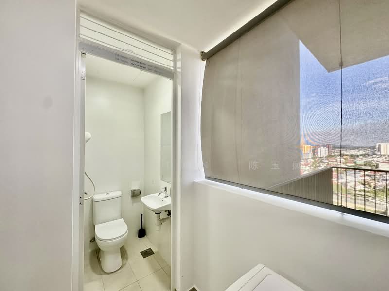 Sky Vue, Bishan Street 14, 3 Bedrooms, 1,141 sqft, Condominium For Sale, by Evon Tan 陈玉凤, 500219475 - Bathroom - PropertyGuru.com.sg