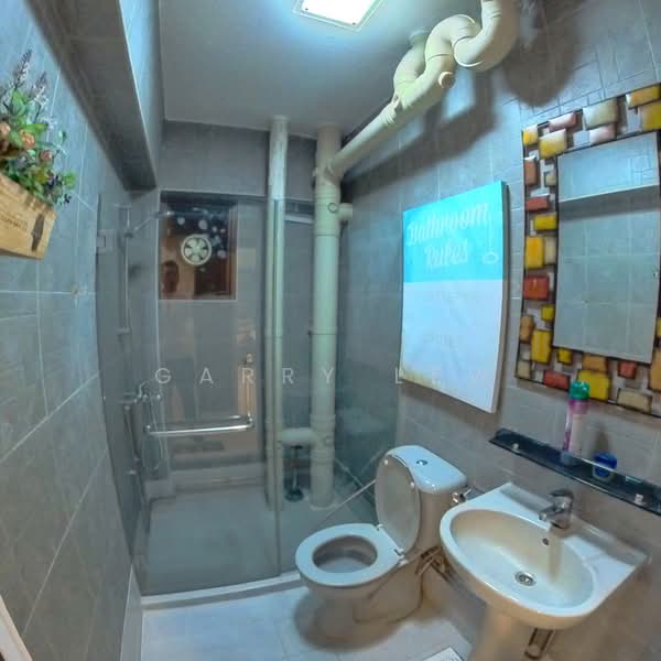 289 Bishan Street 24, 289 Bishan Street 24, 3 Bedrooms, 1,076 sqft, HDB Flat For Sale, by Garry Lew, 500219478 - Bathroom - PropertyGuru.com.sg