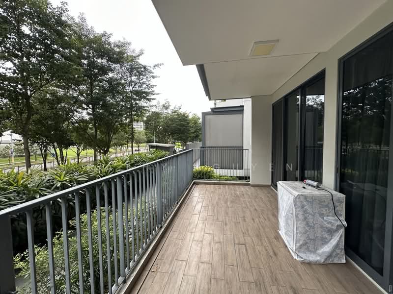 La Fiesta, 58 Sengkang Square, 1 Bedroom, 571 sqft, Condominium For Rent, by Kathy Nguyen, 500219481 - Balcony - PropertyGuru.com.sg