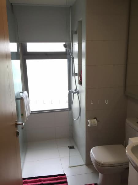 The Estuary @ Yishun, 1 Yishun Avenue 1, 2 Bedrooms, 926 sqft, Condominium For Sale, by William Liu, 500219483 - Bathroom - PropertyGuru.com.sg
