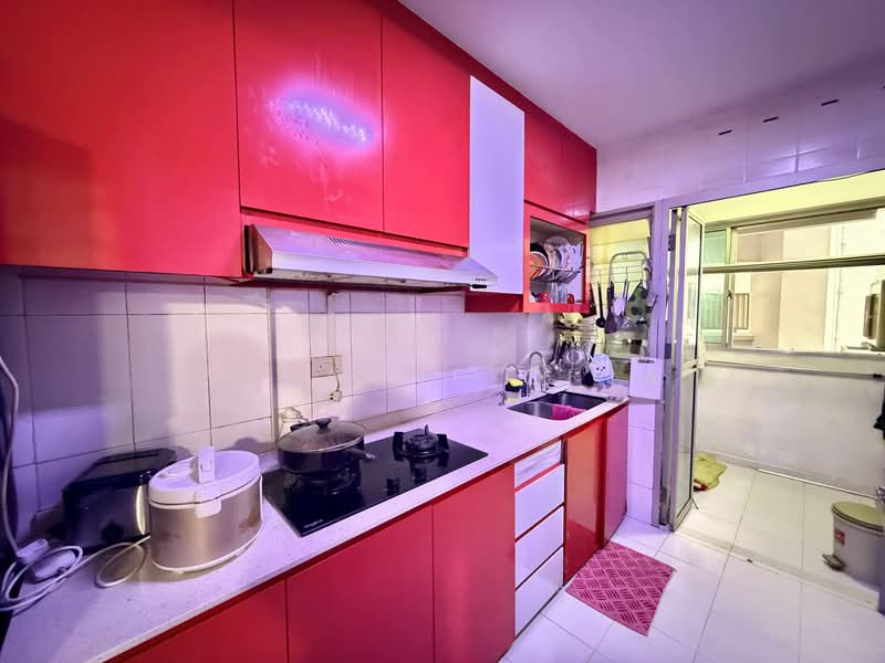 780C Woodlands Crescent, 780C Woodlands Crescent, 3 Bedrooms, 990 sqft, HDB Flat For Sale, by Zoxanne Chia, 500219489 - Kitchen - PropertyGuru.com.sg