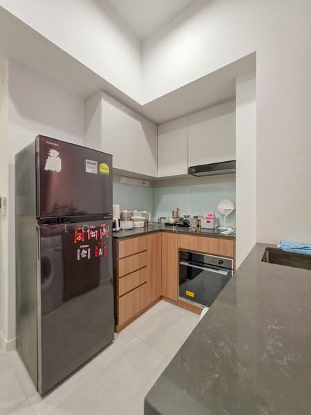 Rezi 24, 39 Lorong 24 Geylang, 1 Bedroom, 506 sqft, Apartment For Sale, by Louis Kwek, 500219503 - Kitchen - PropertyGuru.com.sg