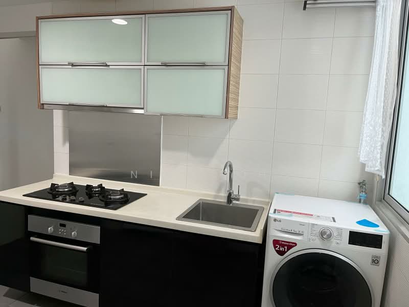 Twin Regency, 26 Kim Tian Road, 2 Bedrooms, 980 sqft, Condominium For Rent, by Nick Poh, 500219519 - Kitchen - PropertyGuru.com.sg