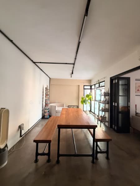 654 Senja Road, 654 Senja Road, 3 Bedrooms, 980 sqft, HDB Flat For Sale, by Gerald Lim, 500219524 - Living Room - PropertyGuru.com.sg