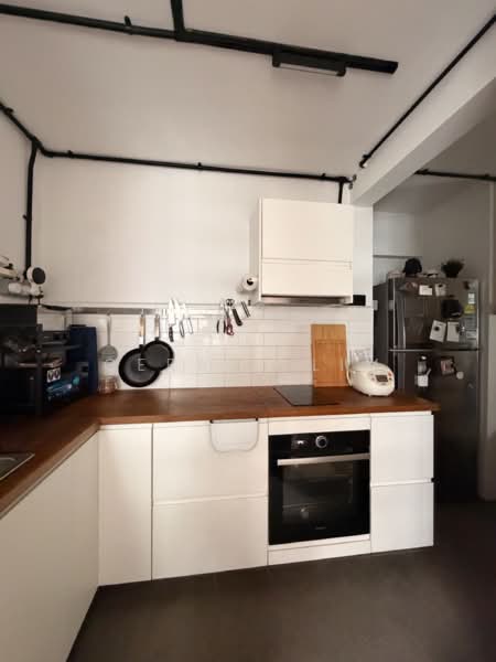 654 Senja Road, 654 Senja Road, 3 Bedrooms, 980 sqft, HDB Flat For Sale, by Gerald Lim, 500219524 - Kitchen - PropertyGuru.com.sg