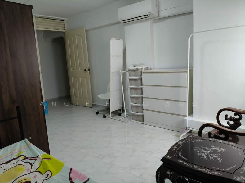 221 Ang Mo Kio Avenue 1, 221 Ang Mo Kio Avenue 1, Room Rental, 30 sqft, HDB Flat For Rent, by Angie Hong 方安琪, 500219530 - Bedroom - PropertyGuru.com.sg