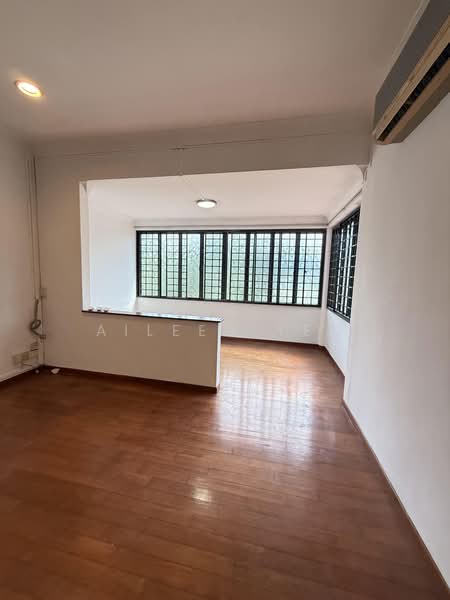 Landed Sembawang for Rent, Sembawang road, 3 Bedrooms, 2,700 sqft, Terraced House For Rent, by Aileen Yeo, 500219535 - Interior - PropertyGuru.com.sg