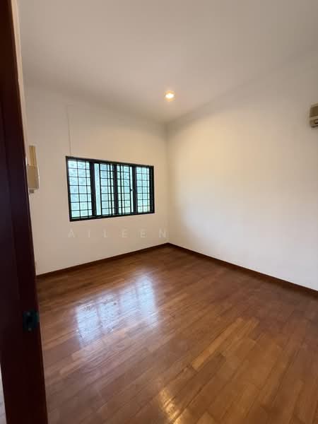 Landed Sembawang for Rent, Sembawang road, 3 Bedrooms, 2,700 sqft, Terraced House For Rent, by Aileen Yeo, 500219535 - Interior - PropertyGuru.com.sg