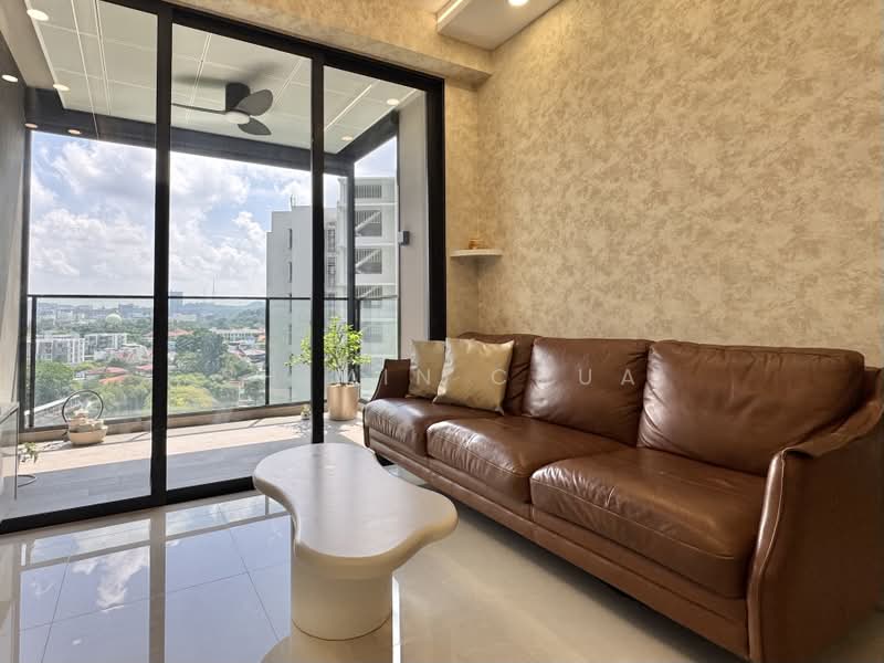 Whistler Grand, 109 West Coast Vale, 3 Bedrooms, 1,066 sqft, Condominium For Sale, by Shimin Chua, 500219537 - Living Room - PropertyGuru.com.sg