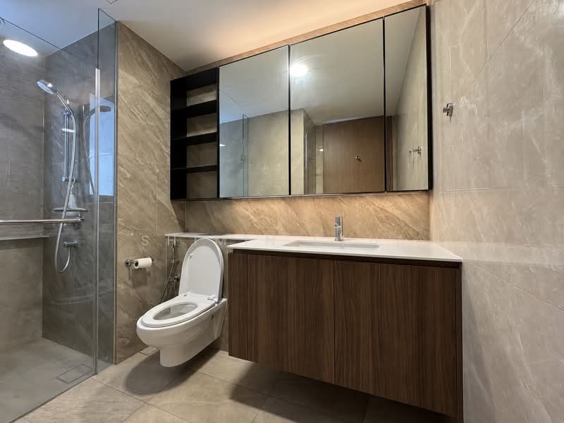 Whistler Grand, 109 West Coast Vale, 3 Bedrooms, 1,066 sqft, Condominium For Sale, by Shimin Chua, 500219537 - Bathroom - PropertyGuru.com.sg