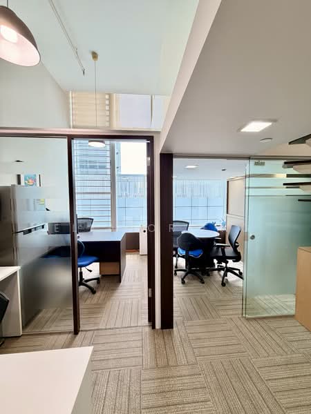 The Central, 6 Eu Tong Sen Street, 635 sqft, Office For Sale, by Eleanor Eng, 500219548 - CommercialGuru.com.sg