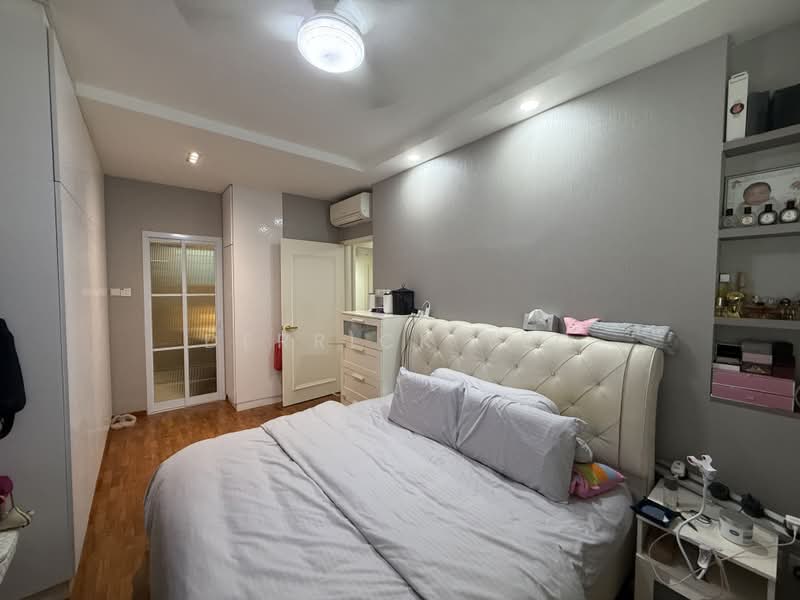 Yishun Emerald, 24 Canberra Drive, 2 Bedrooms, 1,141 sqft, Condominium For Sale, by Derrick Teo, 500219549 - Bedroom - PropertyGuru.com.sg