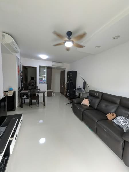 The Visionaire, 182 Canberra Drive, 3 Bedrooms, 958 sqft, Executive Condominium For Sale, by Dennis Lim, 500219550 - Living Room - PropertyGuru.com.sg