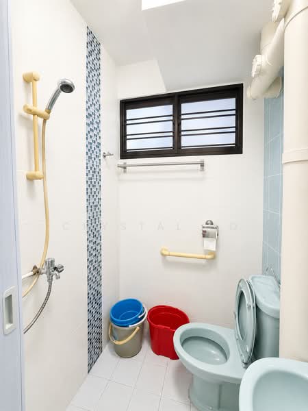 529 Bedok North Street 3, 529 Bedok North Street 3, Room Rental, 120 sqft, HDB Flat For Rent, by Crystal Ho, 500219553 - Bathroom - PropertyGuru.com.sg