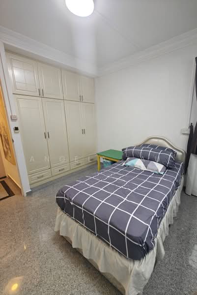 351 Ang Mo Kio Street 32, 351 Ang Mo Kio Street 32, Room Rental, 200 sqft, HDB Flat For Rent, by Angela Lau, 500219557 - Bedroom - PropertyGuru.com.sg