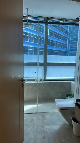 Marina Bay Residences, 18 Marina Boulevard, 1 Bedroom, 753 sqft, Condominium For Sale, by Angela Lau, 500219574 - Bathroom - PropertyGuru.com.sg