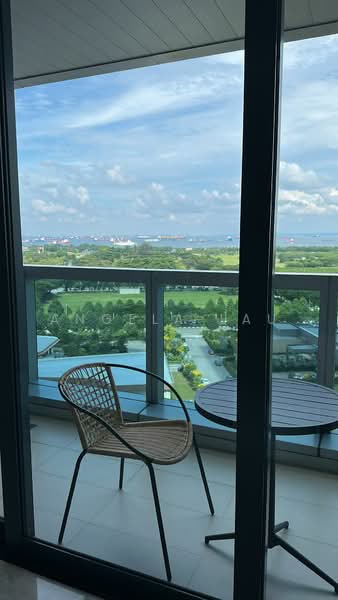 Marina Bay Residences, 18 Marina Boulevard, 1 Bedroom, 753 sqft, Condominium For Sale, by Angela Lau, 500219574 - Balcony - PropertyGuru.com.sg