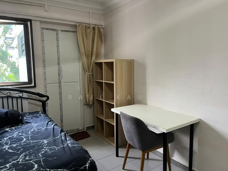 121 Yishun Street 11, 121 Yishun Street 11, Room Rental, 250 sqft, HDB Flat For Rent, by Raji Kaur, 500219581 - Bedroom - PropertyGuru.com.sg